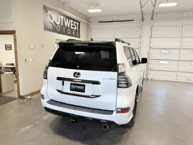 2023 Lexus GX Base - Photo 9
