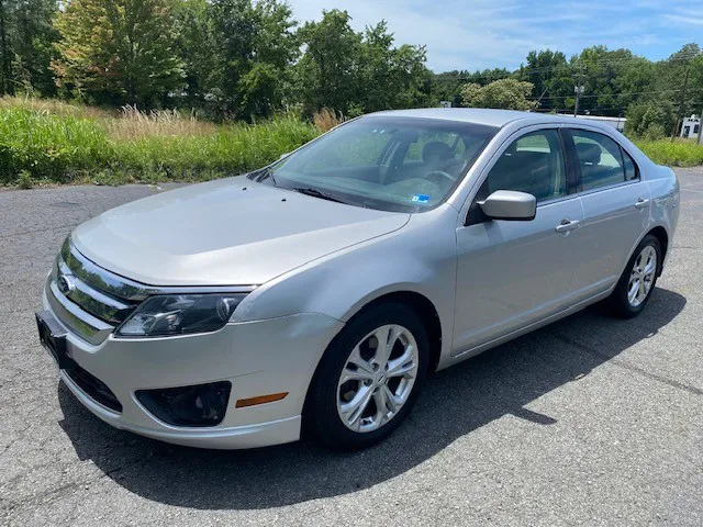 2012 Ford Fusion I-4 SE's photo