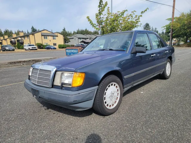 1987 Mercedes-Benz 300's photo