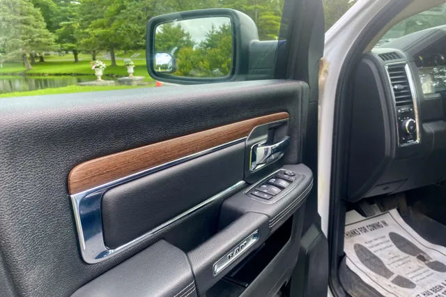 2017 RAM Ram 1500 Pickup Laramie - Photo 12