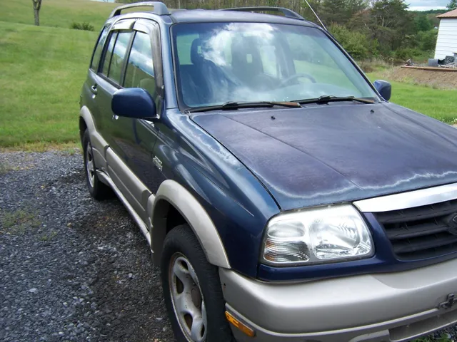 2001 Suzuki Grand Vitara's photo