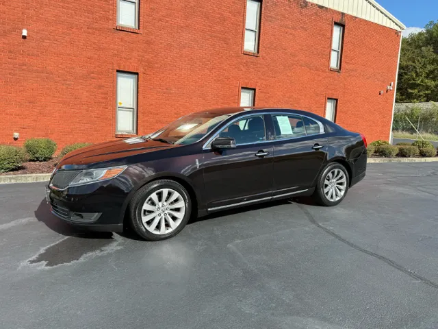 2014 Lincoln MKS Base's photo