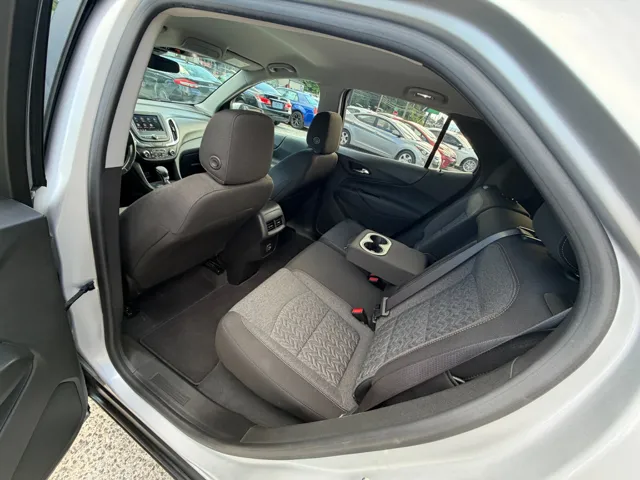 2022 Chevrolet Equinox LT - Photo 12