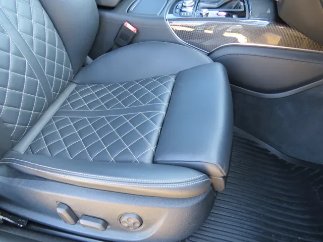 2014 Audi S6 photo 20