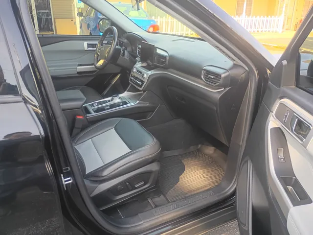 2022 Ford Explorer XLT - Photo 15