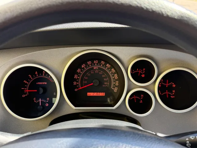 2011 Toyota Tundra Tundra Grade - Photo 12