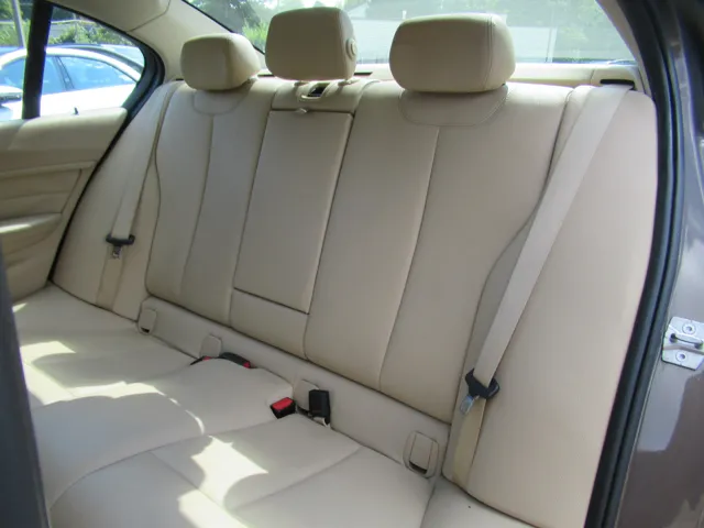 2013 BMW 3 Series 328i - Photo 12