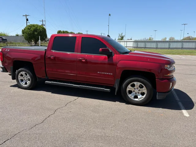 2018 Chevrolet Silverado 1500 LT Z71 - Photo 8