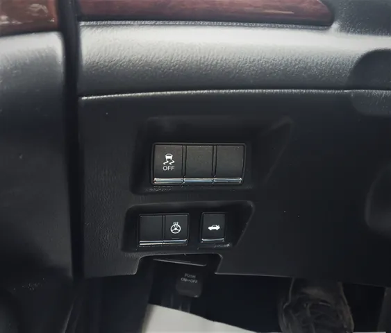 2015 INFINITI Q70 3.7 - Photo 7