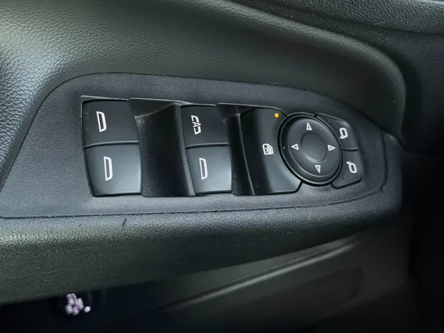 2022 Chevrolet Equinox 2FL - Photo 23