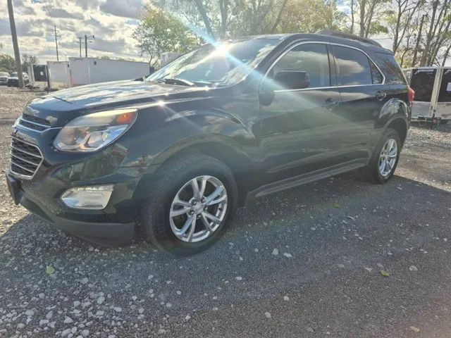 2016 Chevrolet Equinox LT photo 3