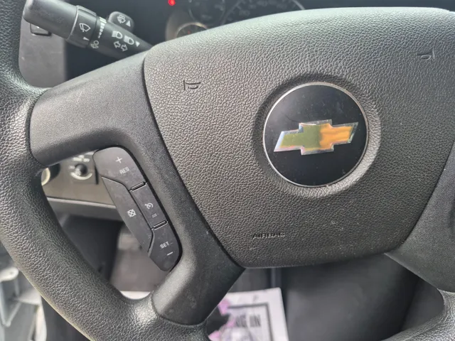 2023 Chevrolet Express Cargo Work Van - Photo 18