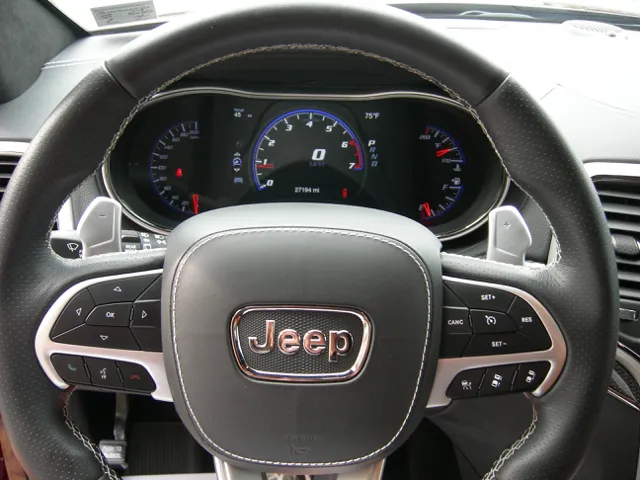 2018 Jeep Grand Cherokee Trackhawk - Photo 10