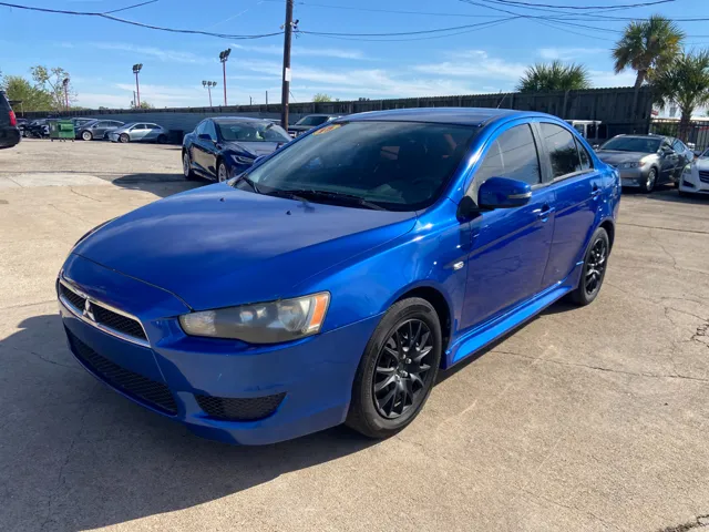 2015 Mitsubishi Lancer ES's photo