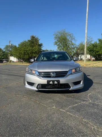 2013 Honda Accord LX - Photo 8