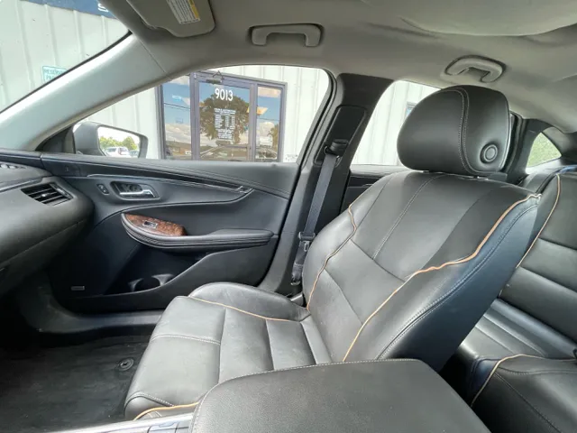 2014 Chevrolet Impala LTZ photo 22
