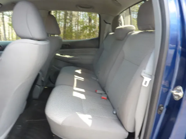 2015 Toyota Tacoma Base - Photo 13