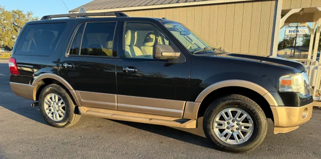 2014 Ford Expedition XLT's photo