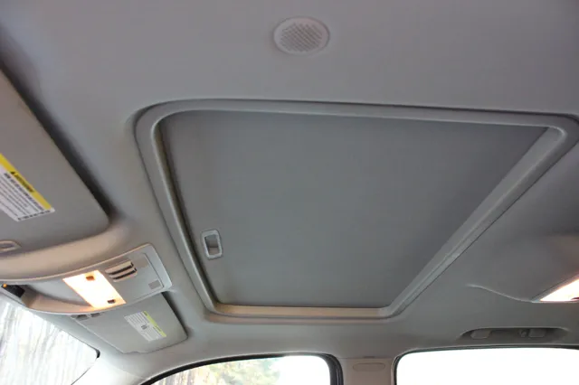 2011 Chevrolet Suburban LT - Photo 34