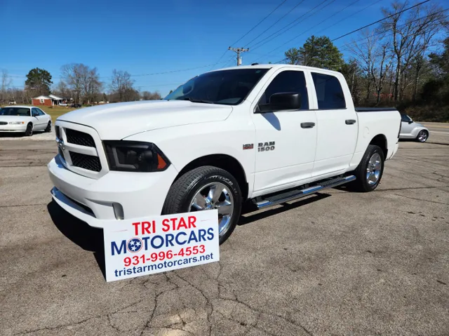 2018 RAM 1500 Express 4x4 Crew Cab 5'7's photo