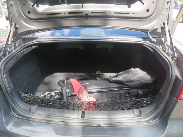 2009 Pontiac G8 Base - Photo 23