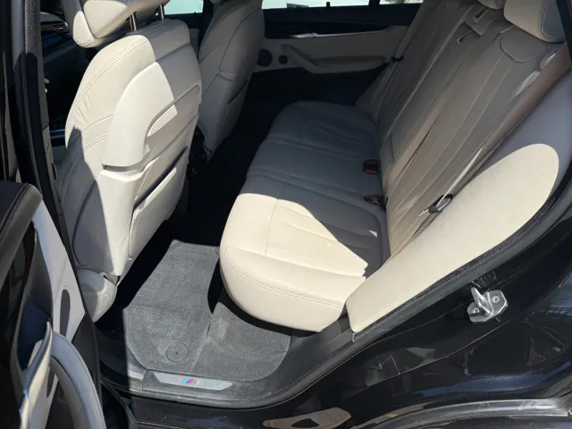 2015 BMW X5 xDrive50i - Photo 32