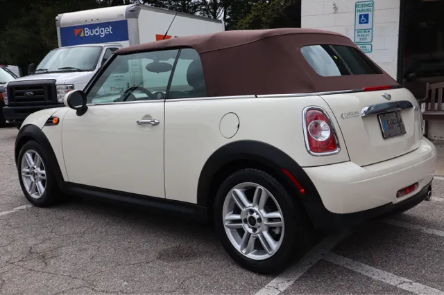 2012 Mini Cooper Convertible photo 2
