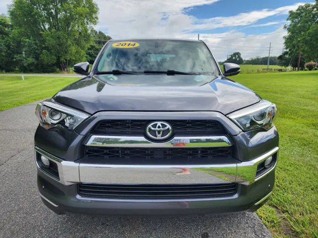 2014 Toyota 4Runner Limited 4WD V6 photo 3