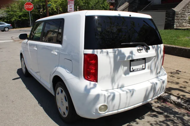 2008 Scion xB photo 5