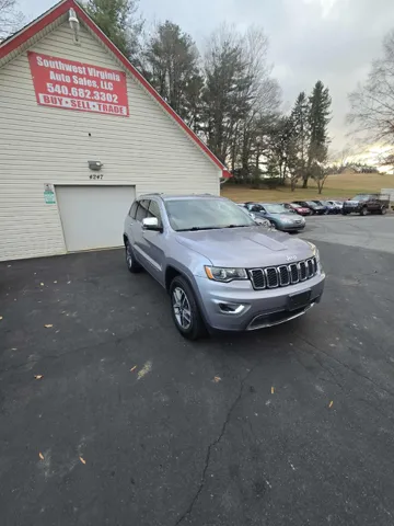 2019 Jeep Grand Cherokee Limited's photo