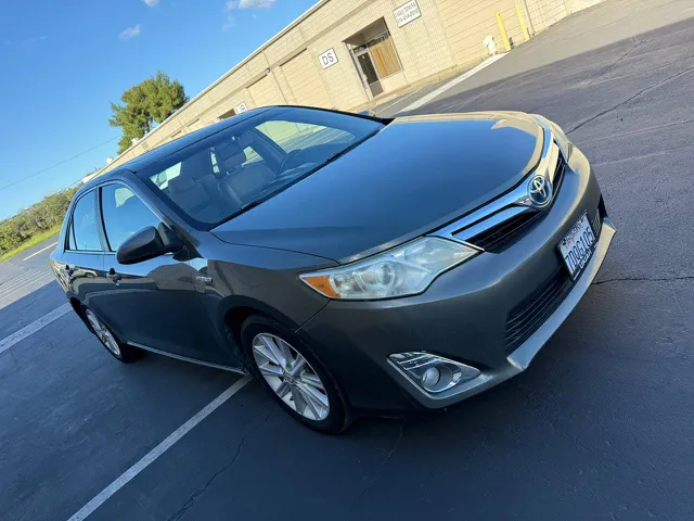 2013 Toyota Camry XLE Hybrid