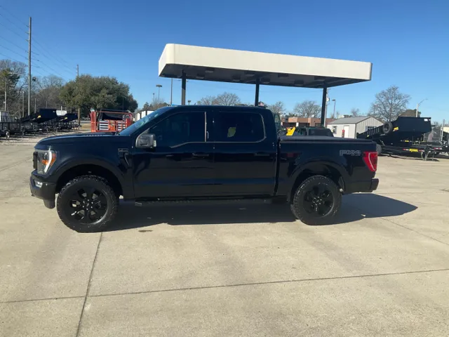 2022 Ford F-150 XLT's photo