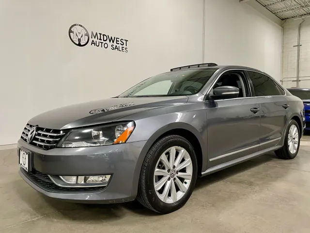 2013 Volkswagen Passat 2.5L SEL Auto PZEV's photo