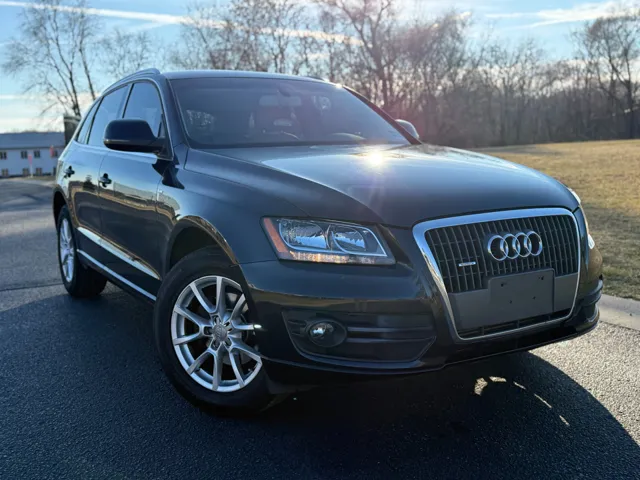 2012 Audi Q5 Premium's photo