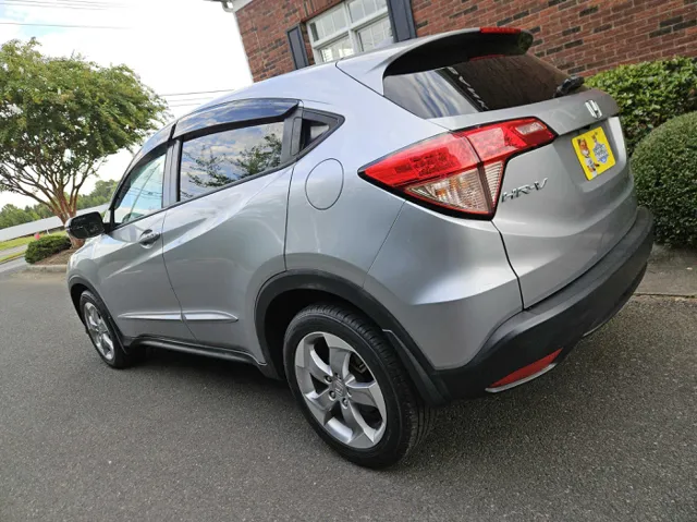 2017 Honda HR-V EX 4WD photo 2