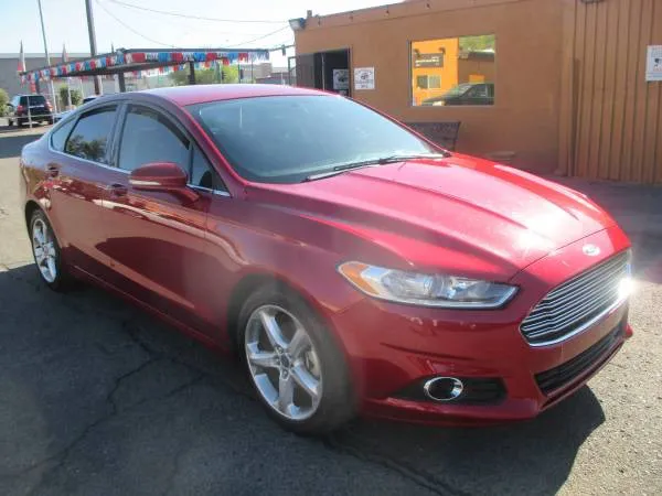 2016 Ford Fusion SE FWD's photo