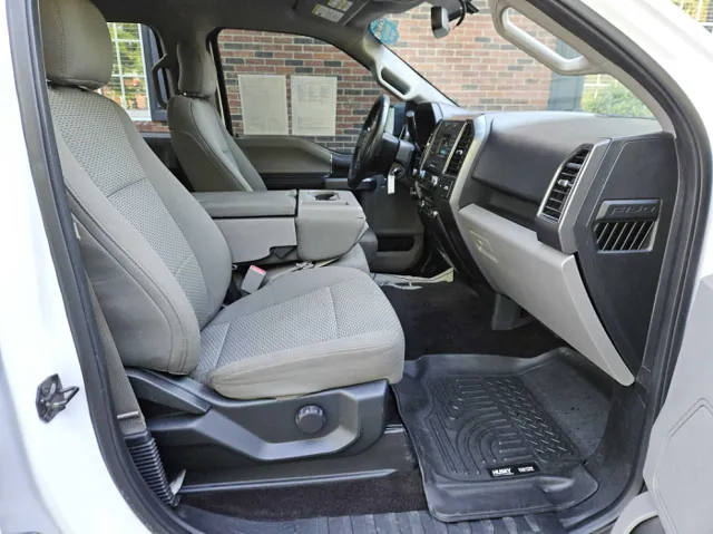 2017 Ford F-150 XLT photo 27
