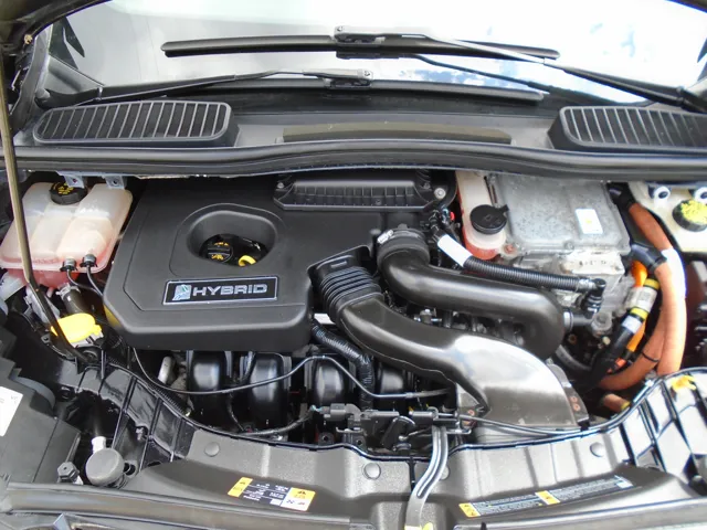 2018 Ford C-Max SE Hybrid photo 4