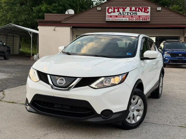 2019 Nissan Rogue Sport S AWD's photo