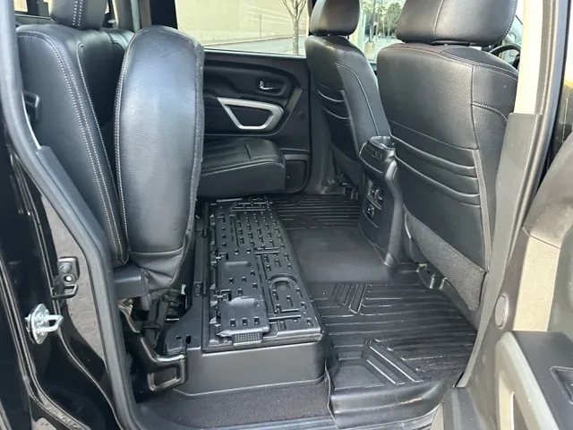 2017 Nissan Titan SL - Photo 16