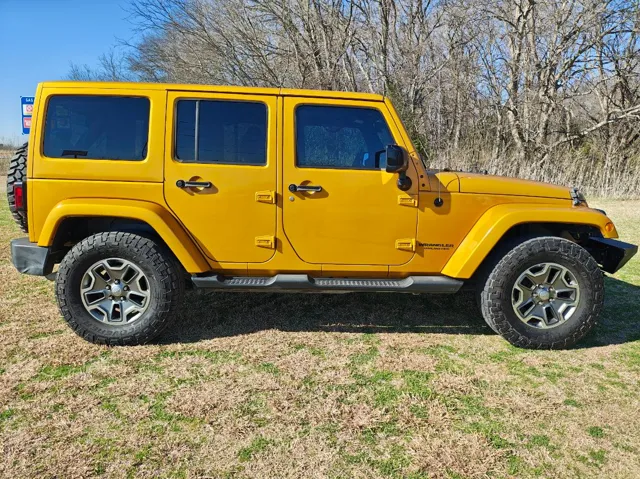 2014 Jeep Wrangler Unlimited Altitude - Photo 4