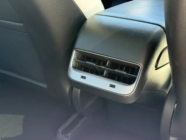 2018 Tesla Model 3 - Photo 25