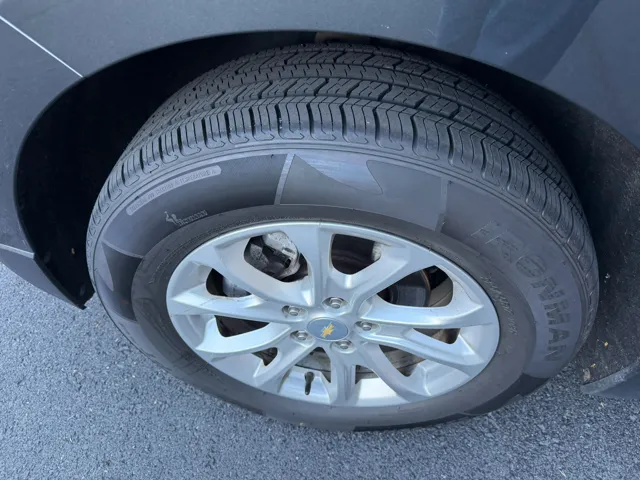 2021 Chevrolet Equinox LS - Photo 15
