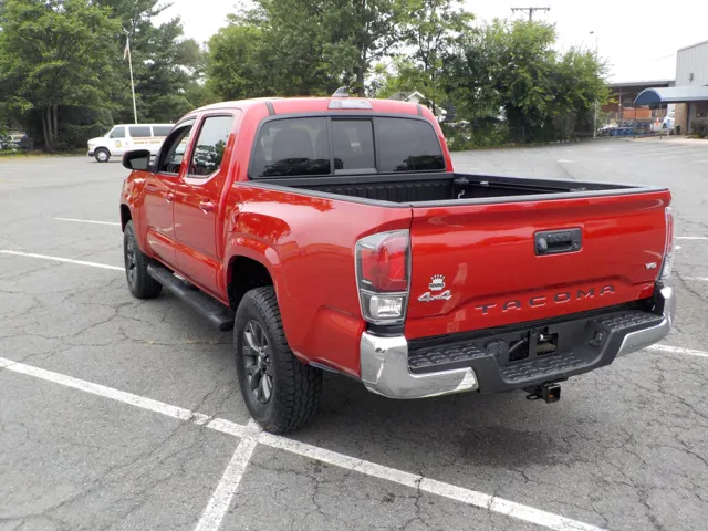 2022 Toyota Tacoma SR5 photo 14