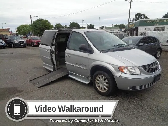 2003 Chrysler Town & Country LX