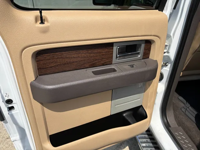 2013 Ford F-150 Lariat - Photo 29