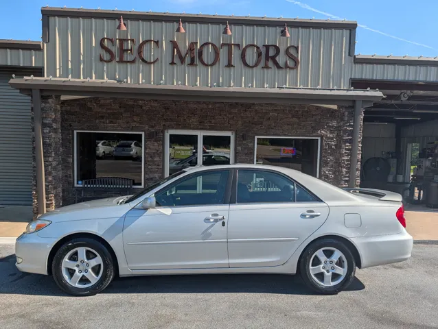 2002 Toyota Camry SE V6 4AT's photo