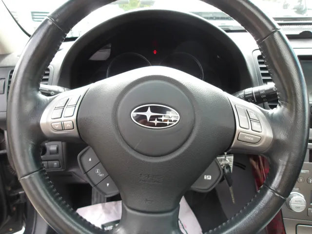 2009 Subaru Outback Limited photo 7