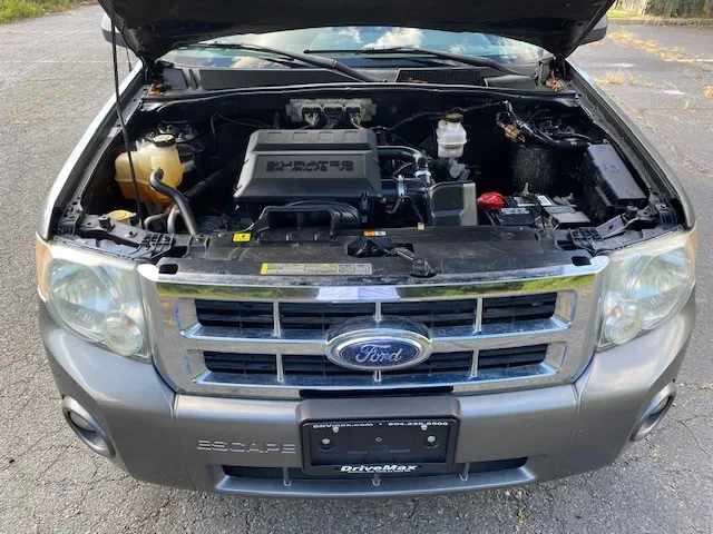 2009 Ford Escape XLT photo 13