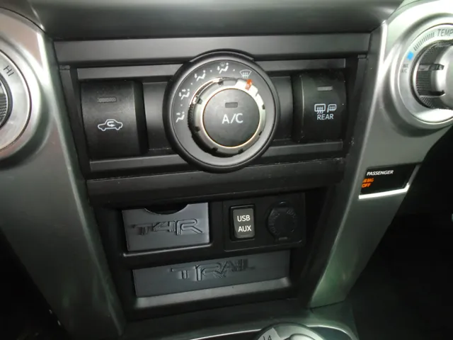 2016 Toyota 4Runner SR5 - Photo 80